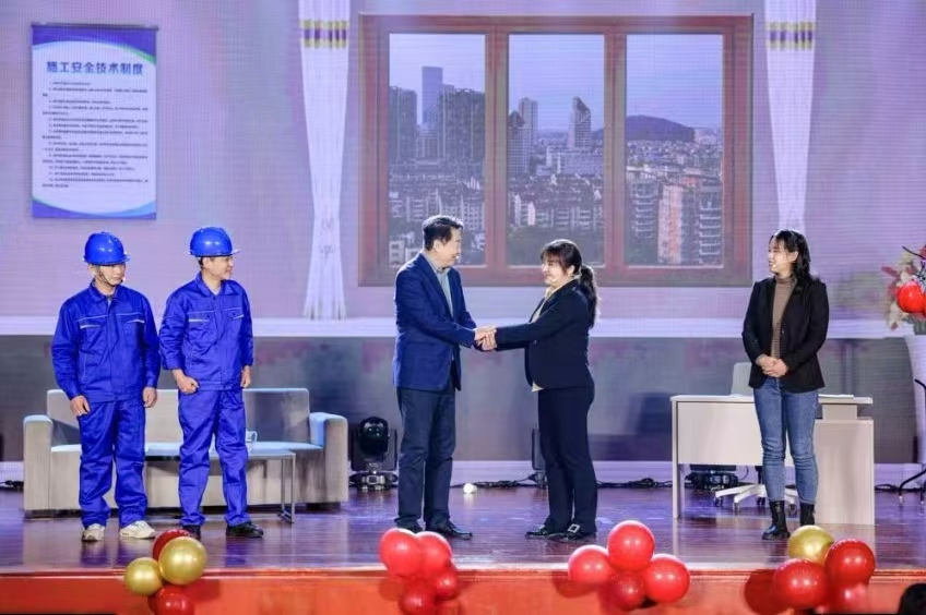 PG国际-创造和传播文娱领域的美好体验游戏平台